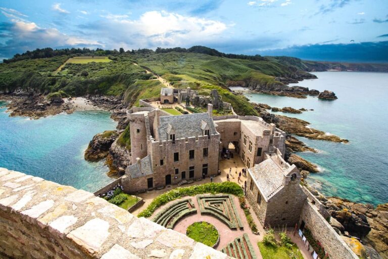 magnifique point de vue lors de la visite à Fort la Latte